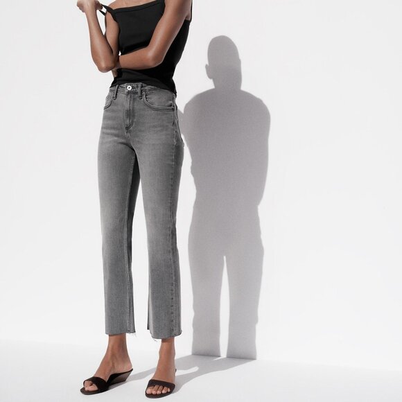 Zara Grey High-Waisted Jeans - Picture 1 of 5